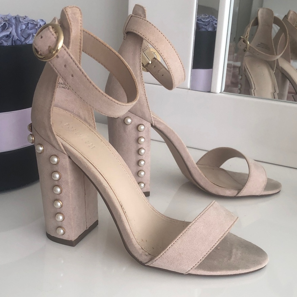 Forever 21 Women's Nude Pearl-Embellished Block Heel Sandals 6